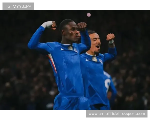 切尔西vs利兹联半场：新帅战术见效，帕尔默状态火热